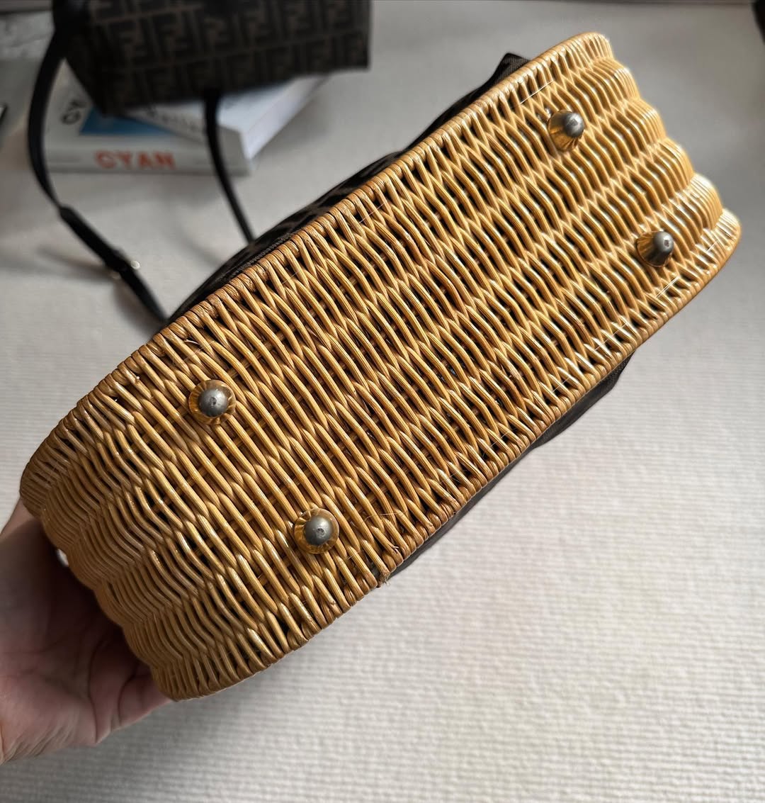 FENDI Vintage Rattan Cradle Bag（Brown Zucca Canvas × Rattan Frame）｜Rare Find × Retro Charm 🌙