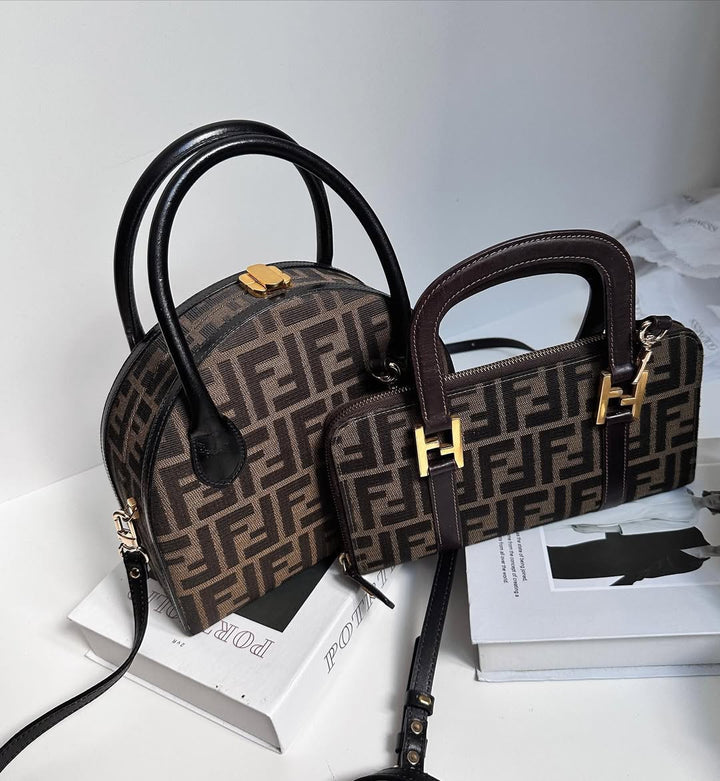 FENDI Wallet-on-Chain（Brown Zucca Canvas × Leather Trim）｜Compact Versatility × Signature Style ✨