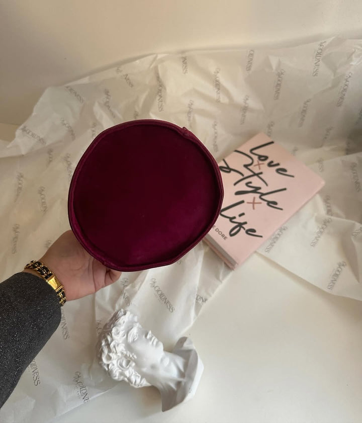 FERRAGAMO Burgundy Suede Bucket Bag｜Elegant Gift-Ready Tote 🎀
