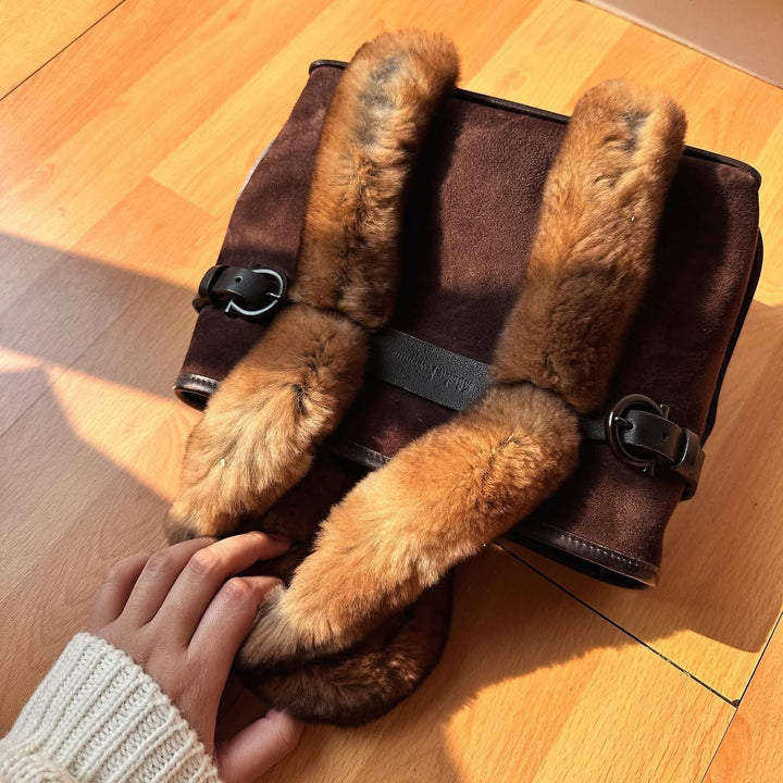 FERRAGAMO Teddy Bear Fur Handle Tote（Brown Suede & Rabbit Fur）｜Playful Warmth × Cozy Luxury 🐻🍂