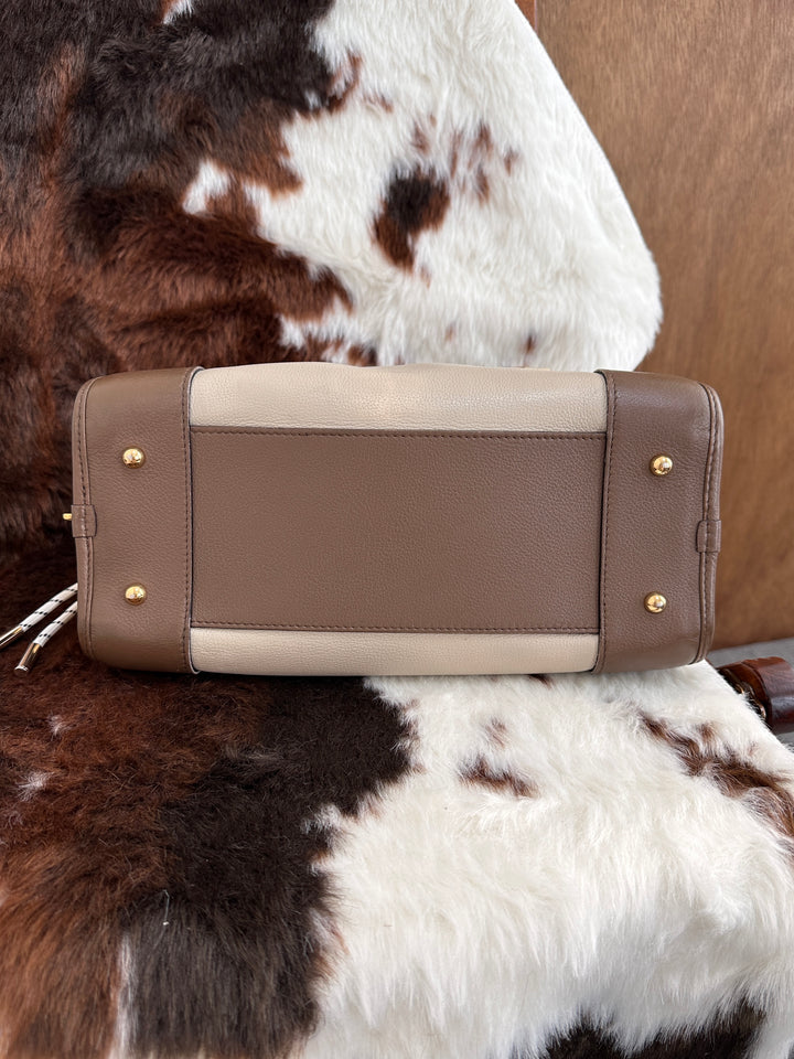 Loewe Amazona 28 Leather Top Handle Bag 🤎｜Tri-Tone Leather・Key Lock Detail・Classic Boston Shape