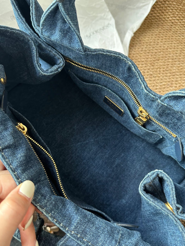 PRADA Dark Indigo Denim Tote Bag｜Casual Summer Elegance with Spacious Design 🐎🪶 Effortless & Practical