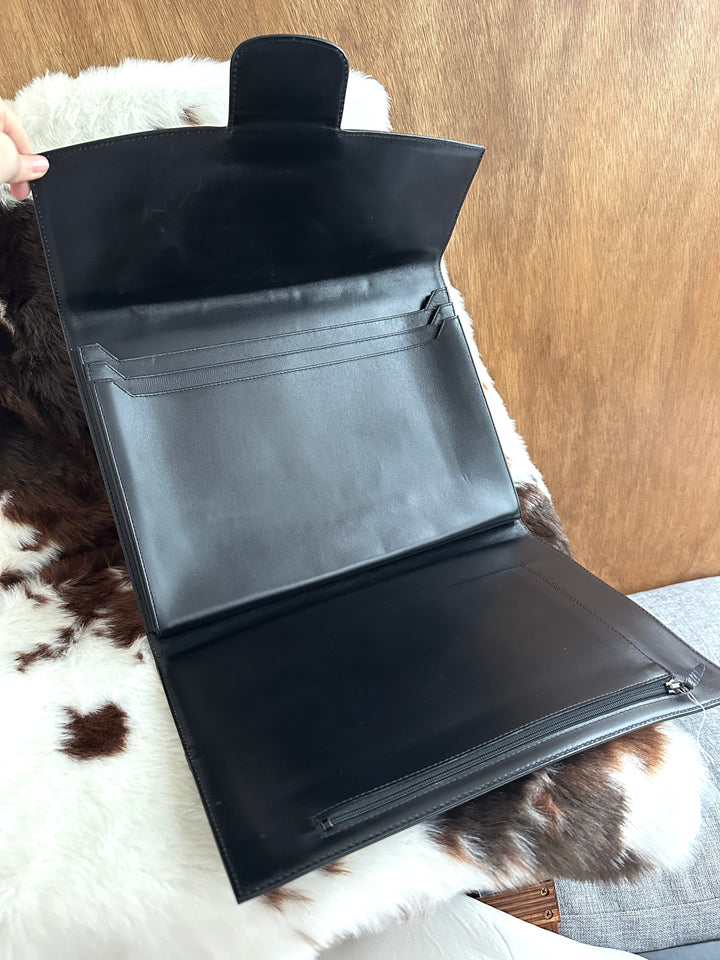 Louis Vuitton Epi Leather Clutch Bag 🖤✨｜Iconic Epi Texture・Spacious Interior・Unisex Work Essential