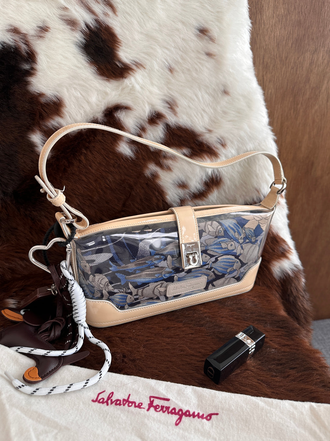 Salvatore Ferragamo Ocean Series Baguette Bag 🌊✨｜Transparent Overlay Design・Detachable Inner Pouch・Fresh Summer Style