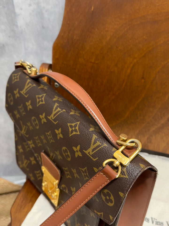 Louis Vuitton Monogram Messenger Bag with Key & Original Strap