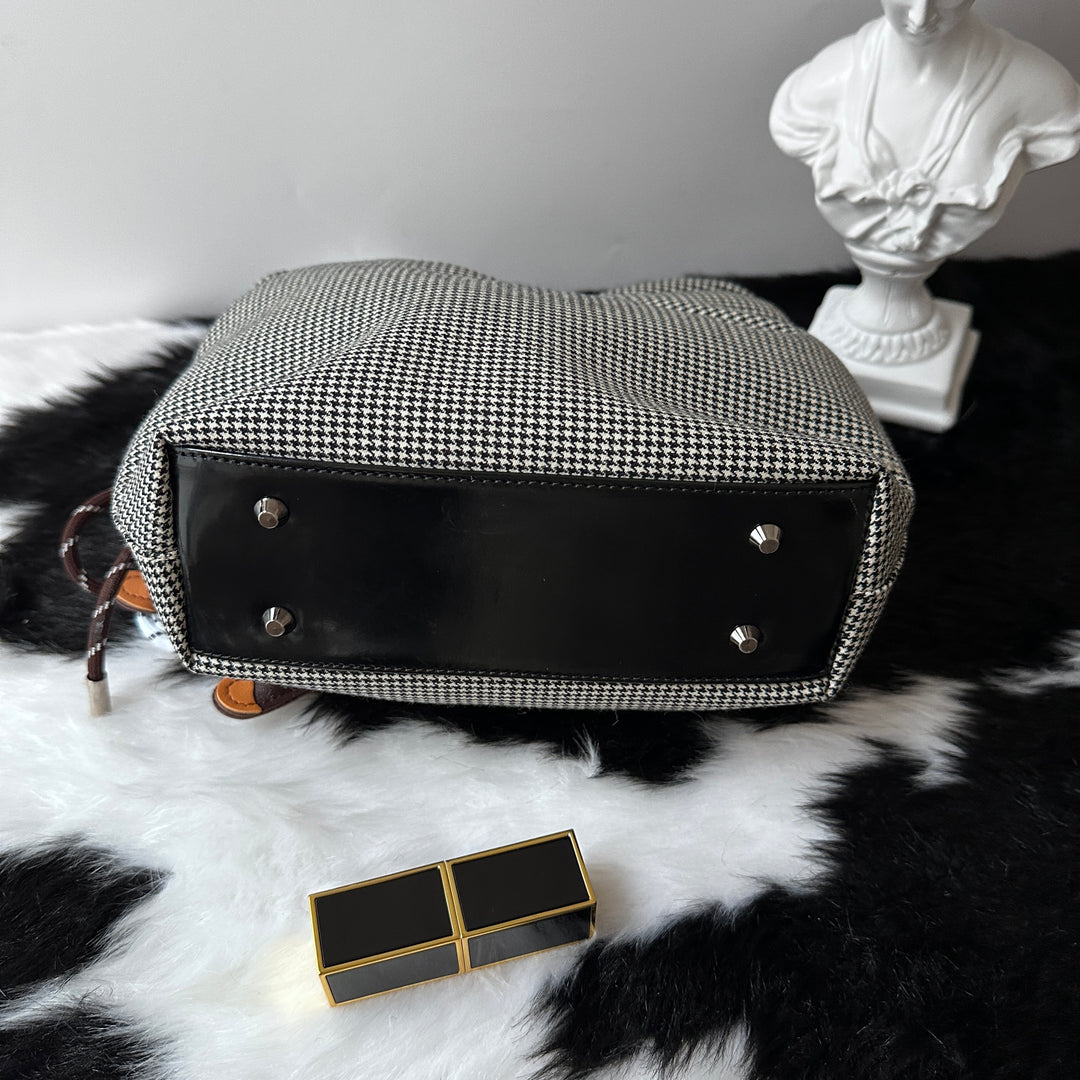 Dior Houndstooth Top Handle Bag 🤍🩶｜Chic Statement Handle × Classic Houndstooth × Convertible Crossbody Style
