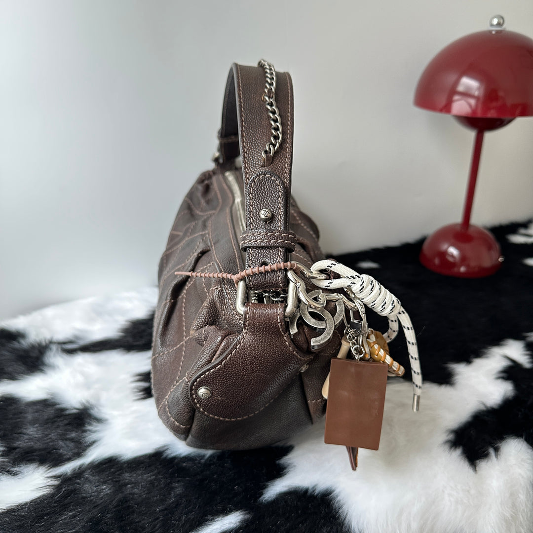 CHANEL Small Hobo Bag ⛓️‍💥｜Quilted Caviar Leather × Chain Detail Strap × Rare Vintage Style