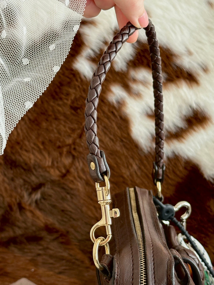 Bottega Veneta Mini Shoulder Bag 🤎✨｜Braided Handle Detail・Compact Yet Spacious・Convertible Carry
