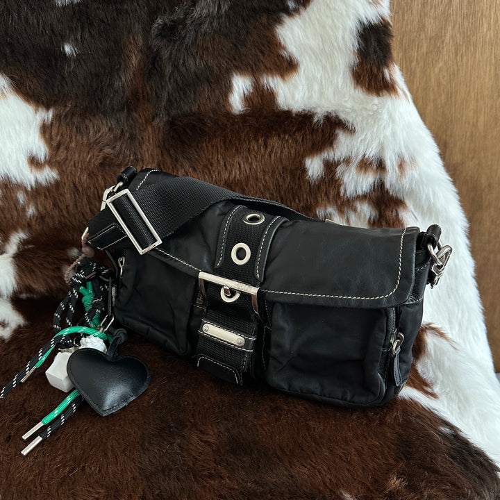 Prada Hobo Flap Bag ✨｜Sporty Nylon Design × Leather Trim Detail × Functional Multi-Pocket