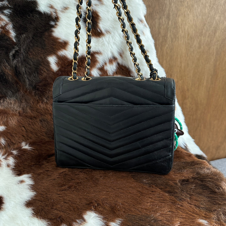 CHANEL Lambskin Double Chain Flap Shoulder Bag 🖤｜Soft Lambskin Leather × Chevron Quilting × Classic Double Chain