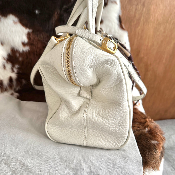 FENDI Soft Calf Leather Boston Bag 🤍｜Supple White Leather × Gold-Tone Details × Lightweight Everyday Carry