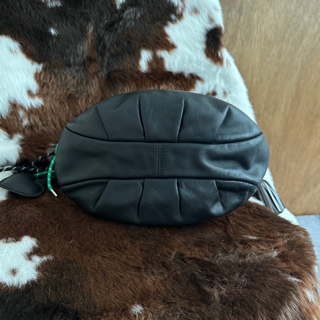 Loewe Lambskin Hobo Bag 🖤｜Soft Lambskin Leather × Relaxed Silhouette × Effortless Everyday
