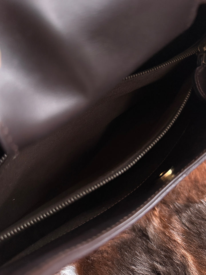 Salvatore Ferragamo Leather Hobo Bag 🤎🍫｜Structured Silhouette・Gancini Hardware・Everyday Essential