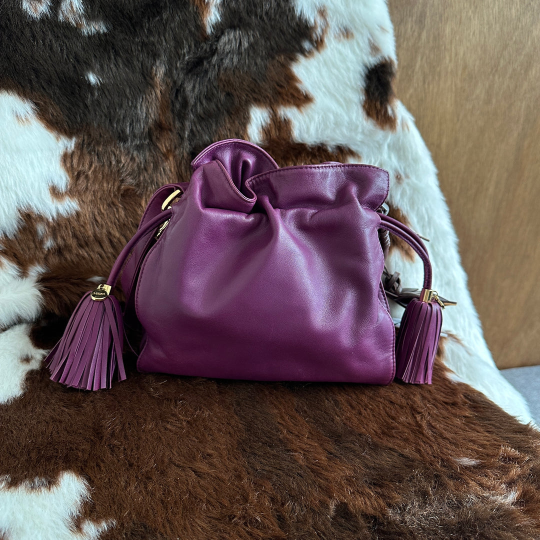 Loewe Lambskin Drawstring Bag 💜｜Soft Lambskin Leather × Elegant Vintage Style × Versatile Carry