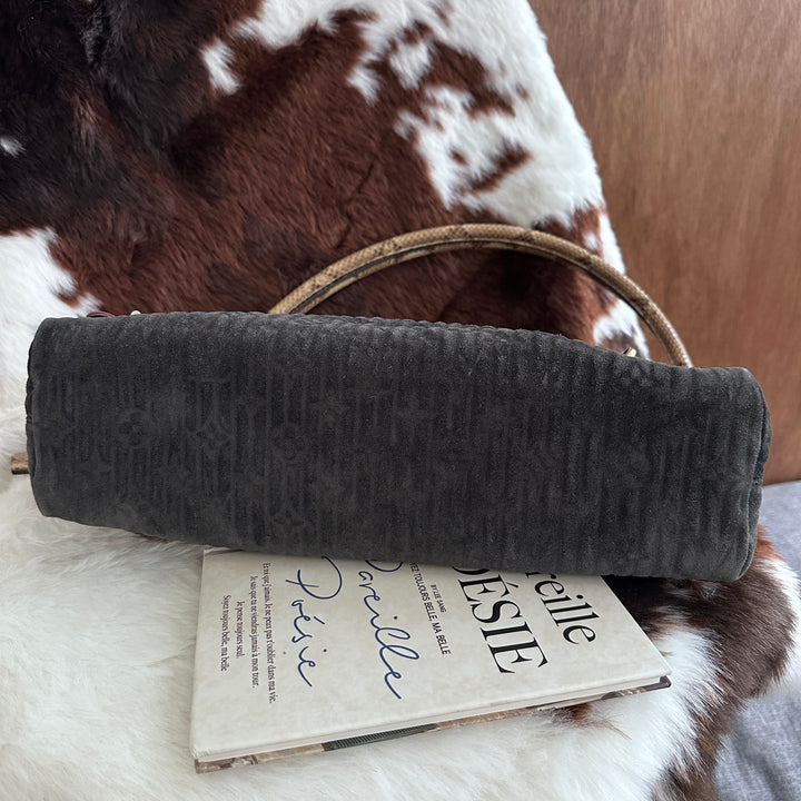 Louis Vuitton Limited Edition Monogram Suede Hobo Bag 🩶｜Elephant Grey Suede × Snakeskin Accents × Rare Textured Finish