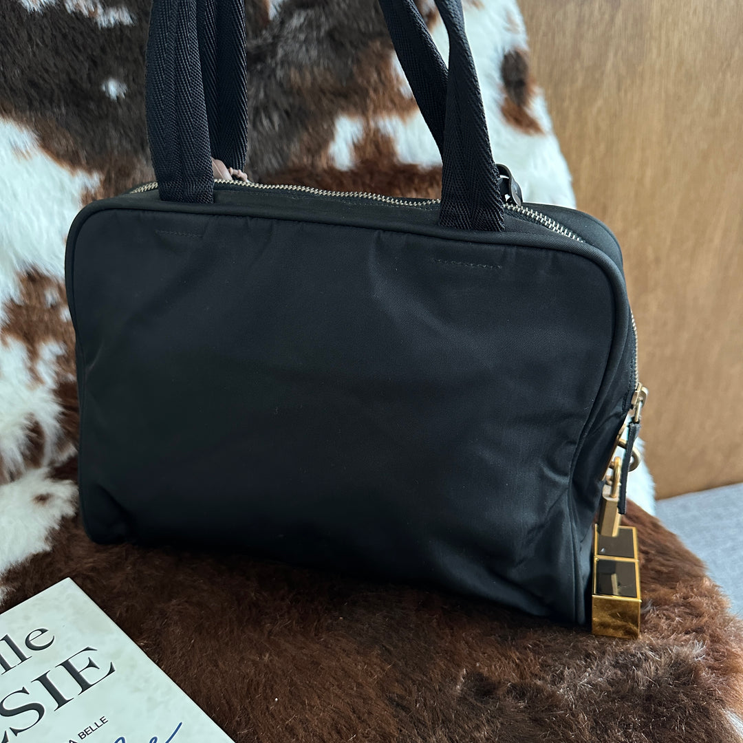 PRADA Nylon Small Tote Bag 🖤｜Black & Gold Details × Lightweight Nylon × Everyday Versatility