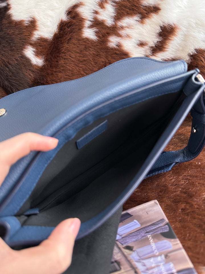 Dior Saddle Leather Camera Bag 💙✨｜Iconic Saddle Silhouette・Full Set Included・Modern Minimal D