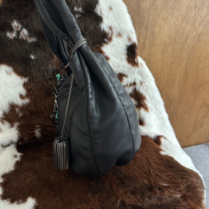 Loewe Lambskin Hobo Bag 🖤｜Soft Lambskin Leather × Relaxed Silhouette × Effortless Everyday