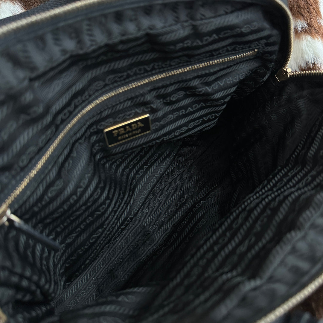 PRADA Nylon Small Tote Bag 🖤｜Black & Gold Details × Lightweight Nylon × Everyday Versatility
