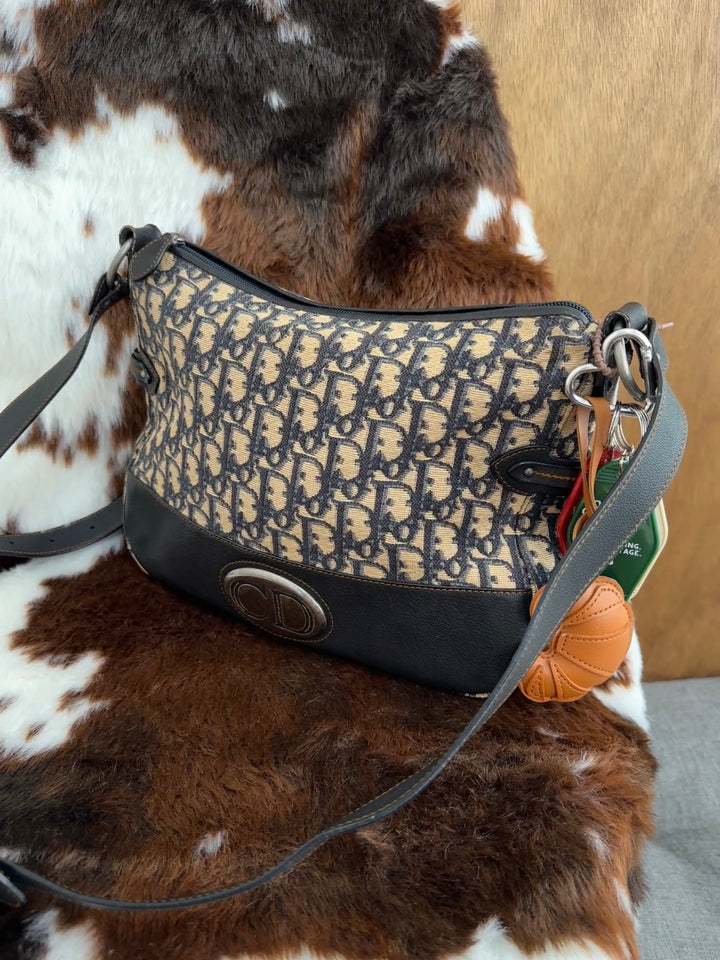 Dior Oblique Canvas Crossbody Bag 💙｜Vintage CD Logo Hardware・Iconic Oblique Pattern・Everyday Classic