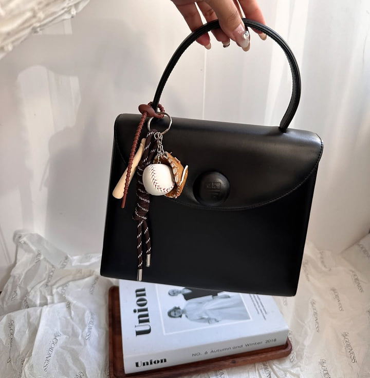 GIVENCHY So Black Kelly｜Minimalist Elegance × Playful Personalization 🖤