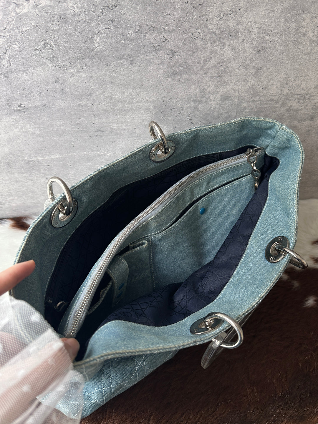 DIOR Denim Soft Lady Dior Tote Bag 🩵｜Light Blue Denim × Clear Top Handles × Casual Styling