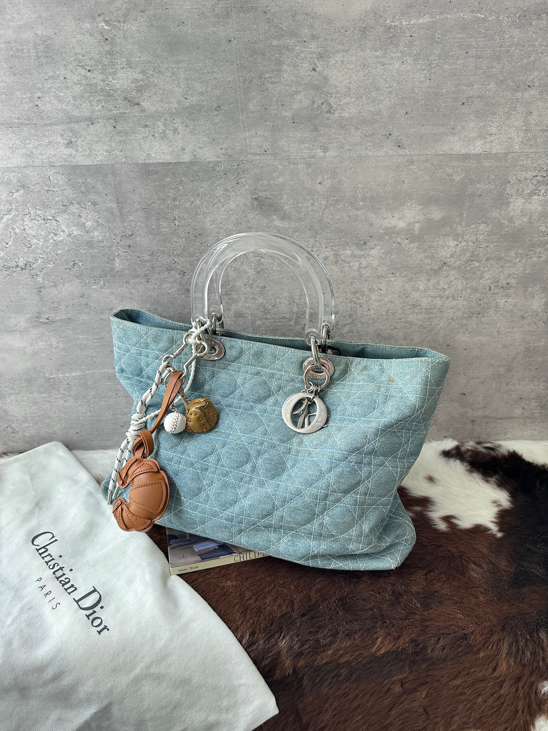 DIOR Denim Soft Lady Dior Tote Bag 🩵｜Light Blue Denim × Clear Top Handles × Casual Styling