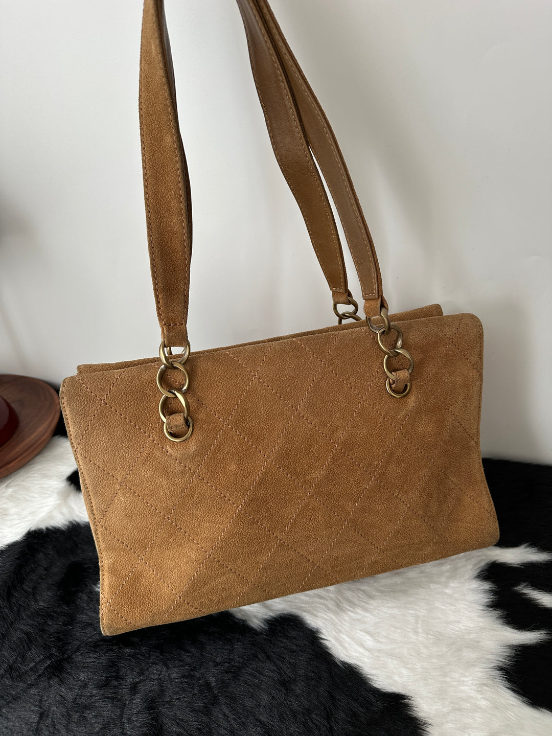 Chanel Suede Leather Shoulder Bag｜Matte CC Hardware × Soft Suede Texture × Spacious Multi-Compartment Interior 🤎✨