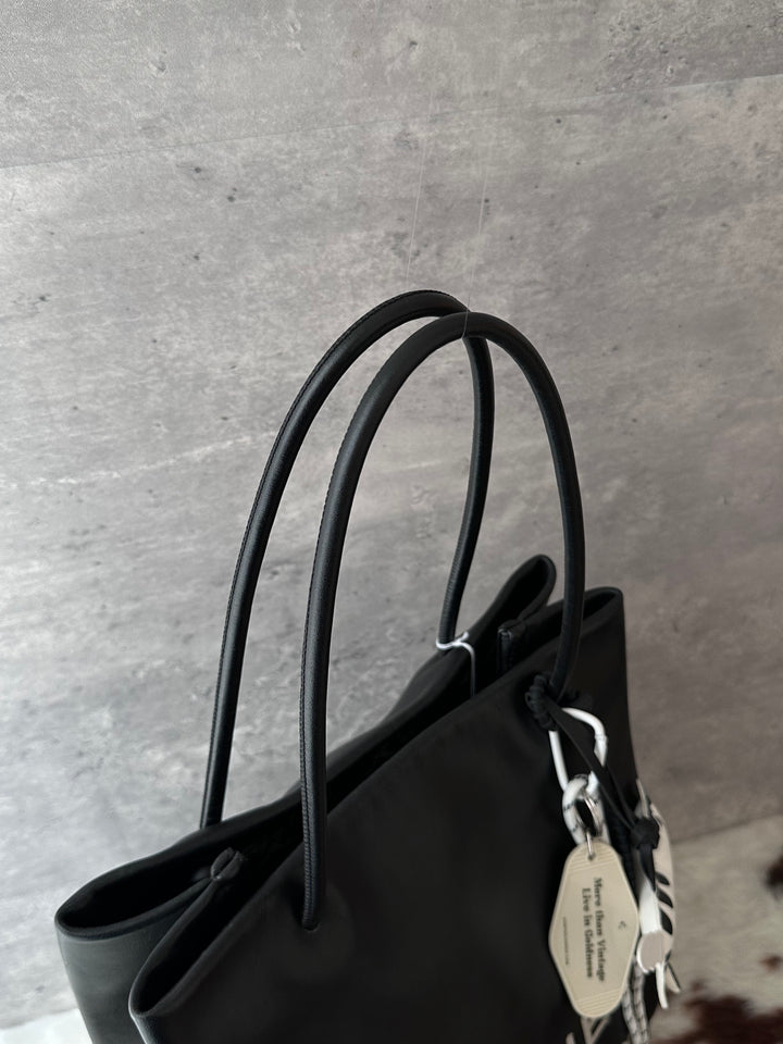 CHANEL Cambon Tote Bag 🖤✨｜Supple Calfskin × Statement Logo × Spacious Interior