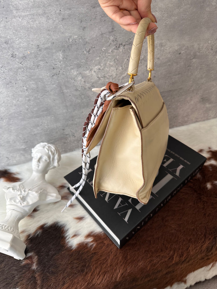 BOTTEGA VENETA Small Kelly-Style Bag 🤍✨｜Intrecciato Weave × Cream Leather × Convertible Carry