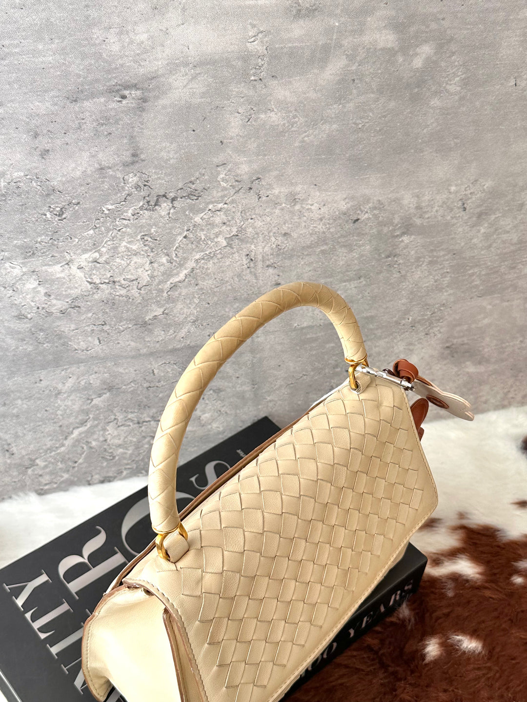 BOTTEGA VENETA Small Kelly-Style Bag 🤍✨｜Intrecciato Weave × Cream Leather × Convertible Carry