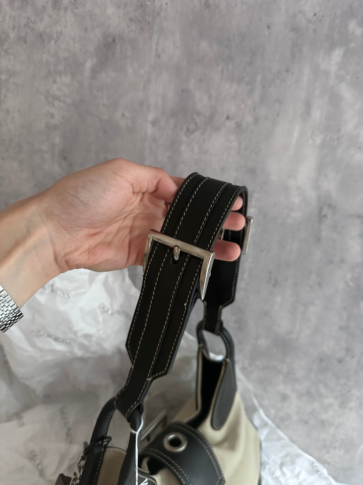PRADA Canvas & Leather Hobo Bag – Side Logo Detail × Convertible to Crossbody 🖤