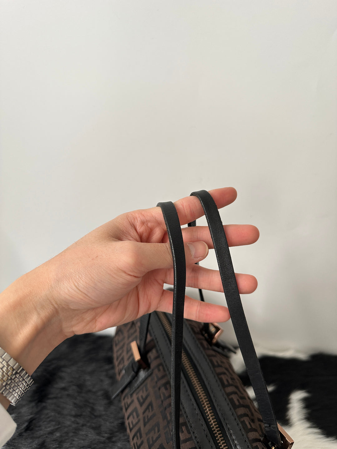 FENDI Baguette Bag｜Chocolate FF Monogram × Slim Shoulder Silhouette × Timeless Iconic Style 🍫🥖✨