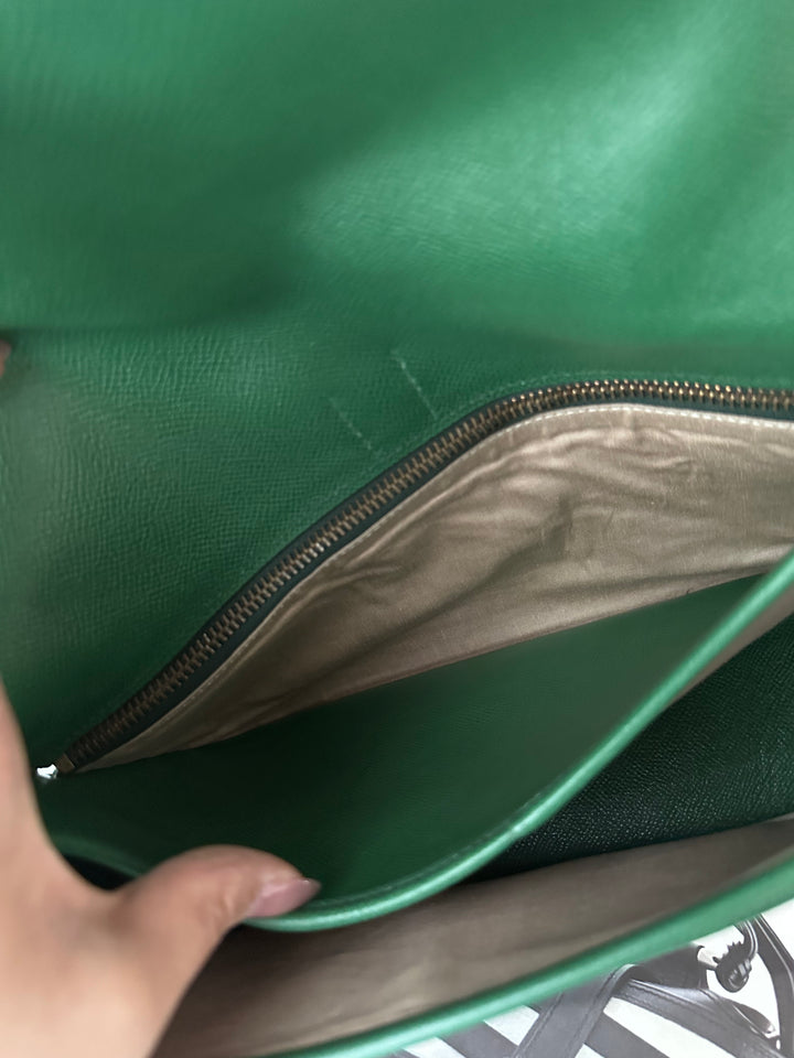 HERMÈS 90s Vintage Shoulder Bag 💚✨｜Rare Green × Iconic H Clasp