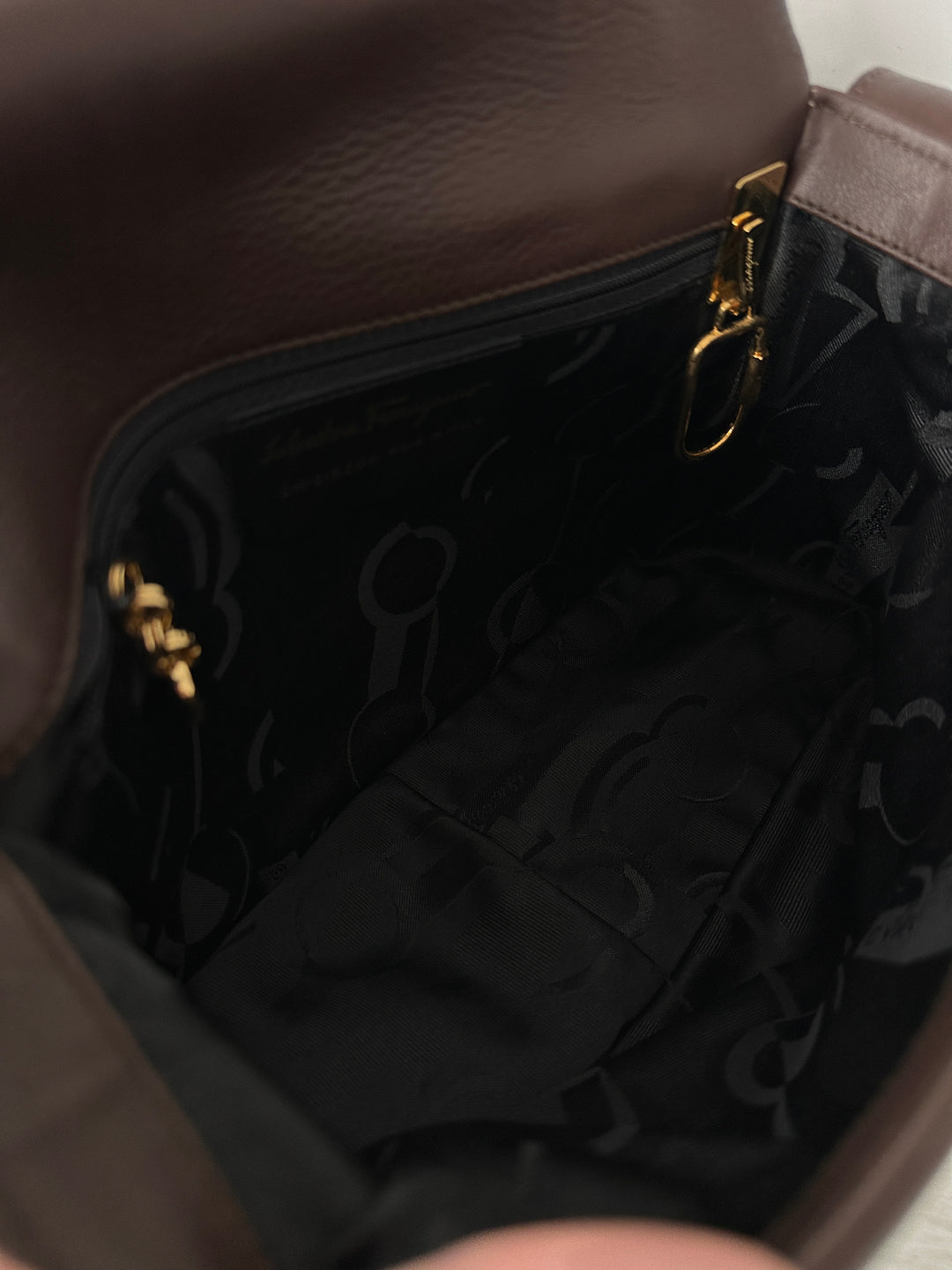 Ferragamo “Chocolate Gancini Crossbody” 🍫✨ | Soft Leather & Timeless Elegance