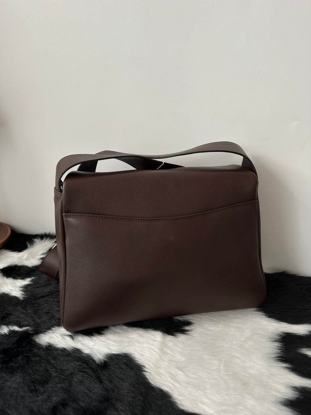 Ferragamo “Chocolate Gancini Crossbody” 🍫✨ | Soft Leather & Timeless Elegance