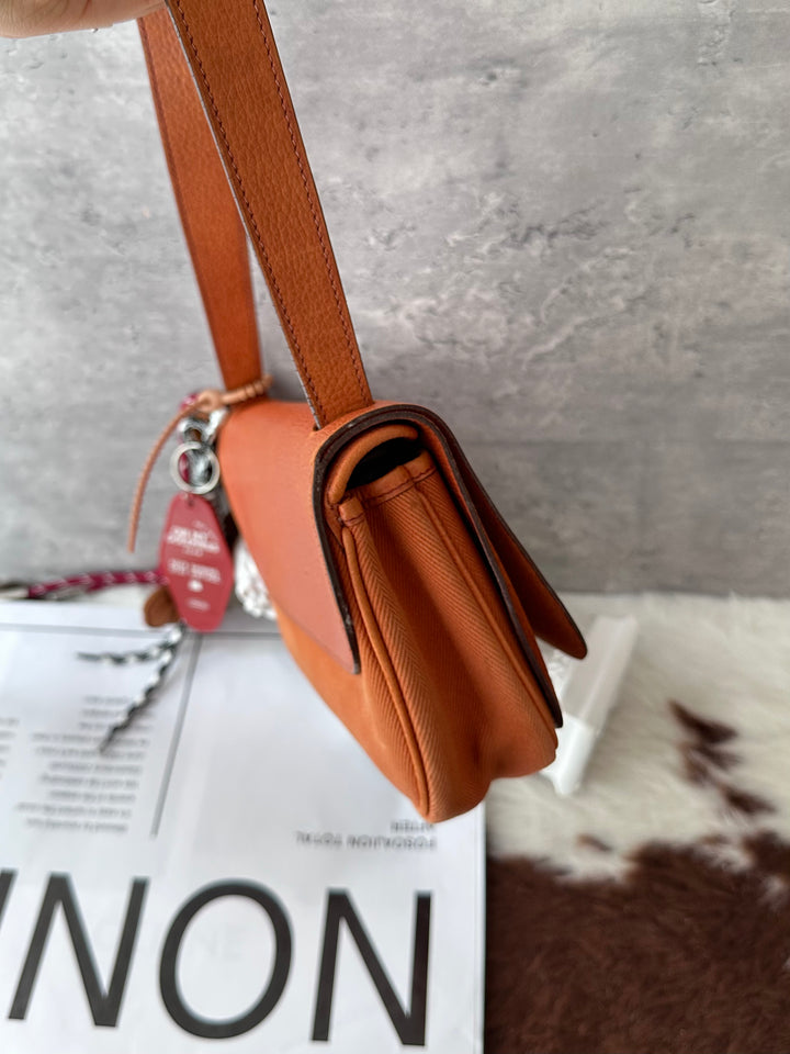 HERMÈS Colorado 24 🧡🤎｜Rare Small Size × 3-Way Adjustable Strap
