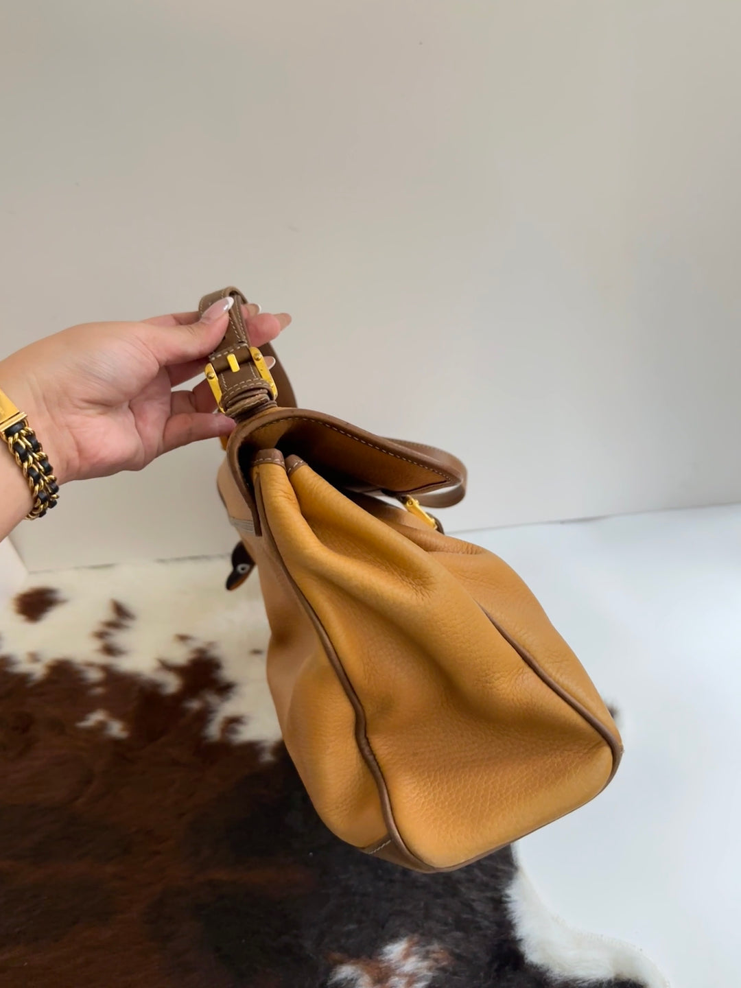 Loewe Caramel Soft Brief Satchel 🍯 | Effortless Craftsmanship Meets Everyday Ease