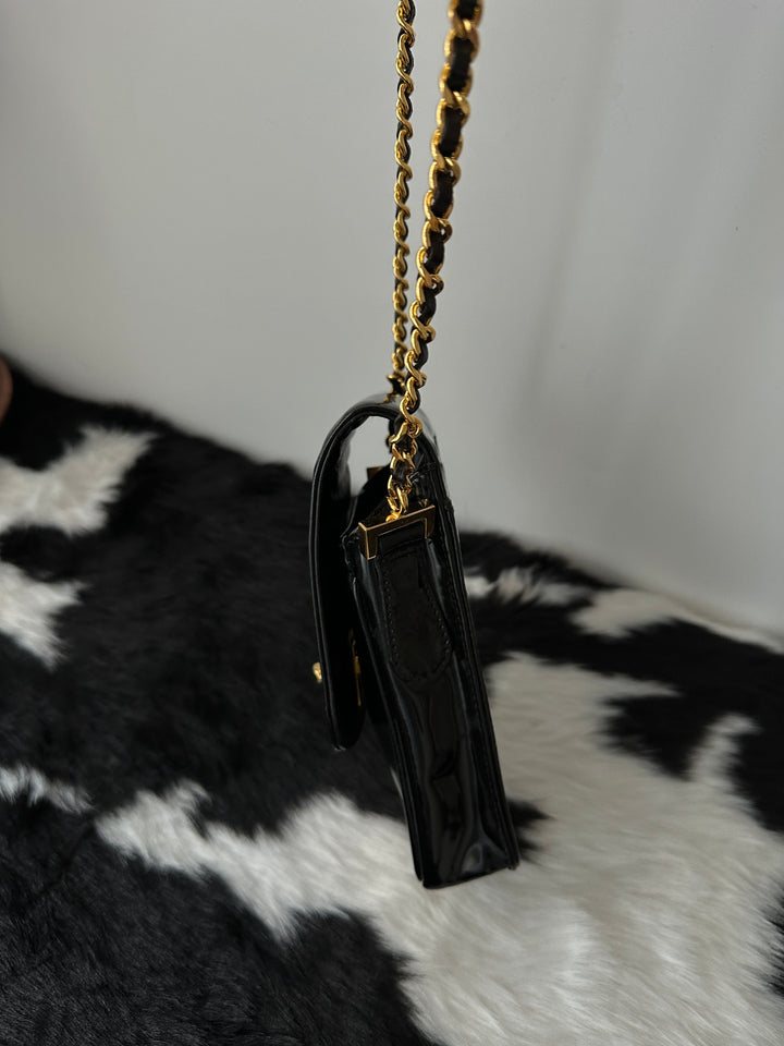 Chanel “Patent CC Phone Chain Bag” 🖤✨ | Sleek, Modern & Surprisingly Practical
