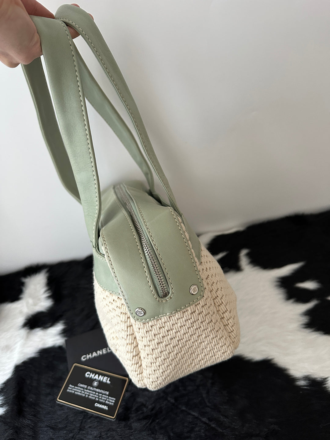 CHANEL Mint & Milk Shoulder Bag｜Soft Pastel Green × Woven Texture × Year-Round Freshness 🥛💚✨