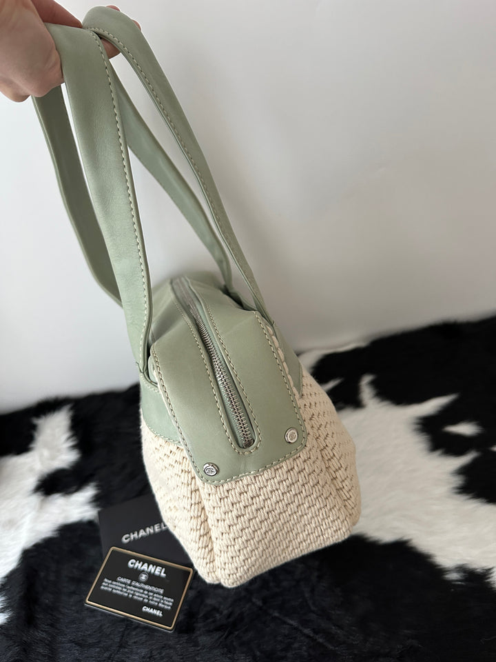 CHANEL Mint & Milk Shoulder Bag｜Soft Pastel Green × Woven Texture × Year-Round Freshness 🥛💚✨