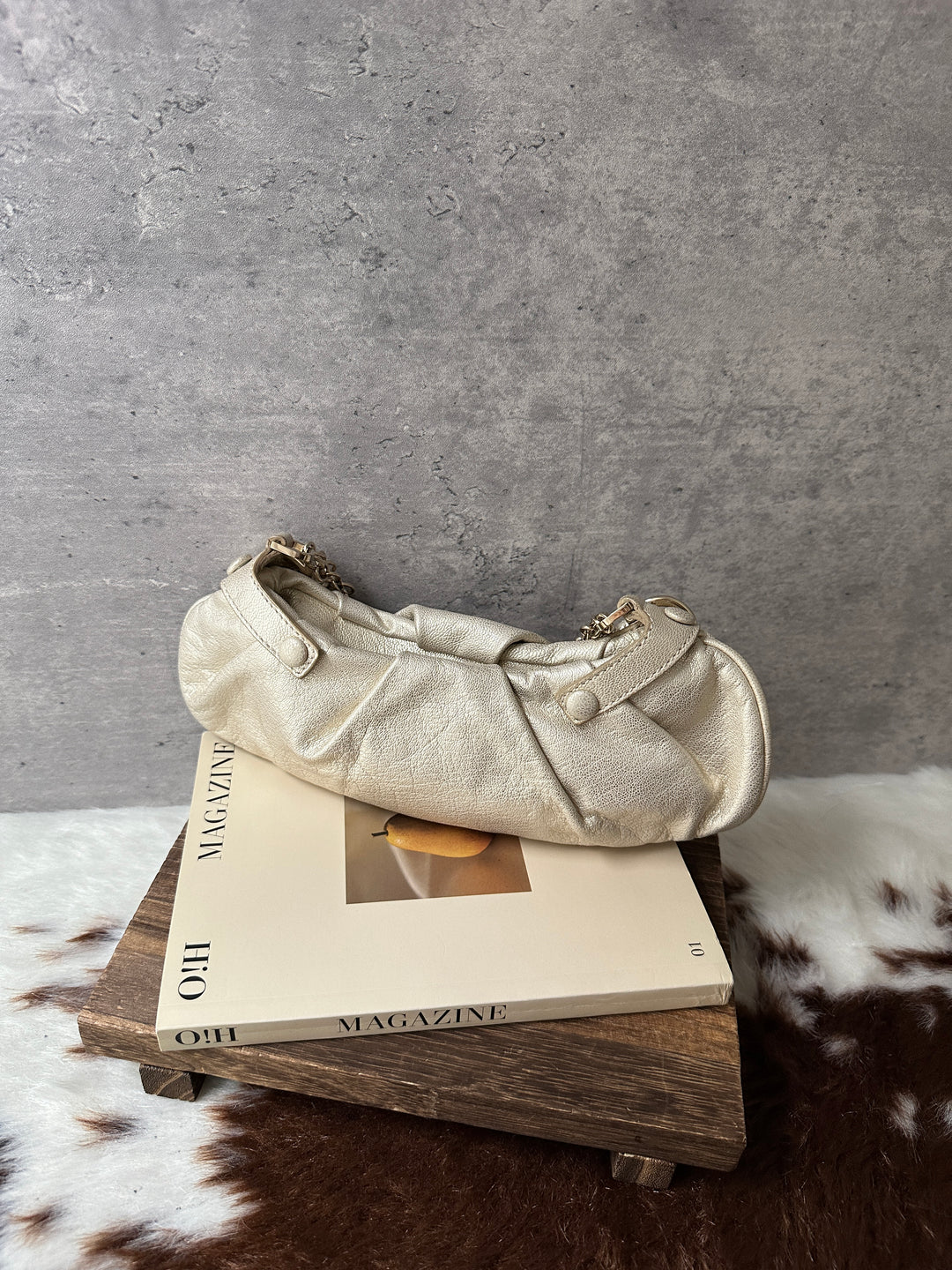 Ferragamo Mini Chain Bag 💛｜Champagne Gold Leather × Special Chain Detail × Elegant Evening-Bag Feel✨