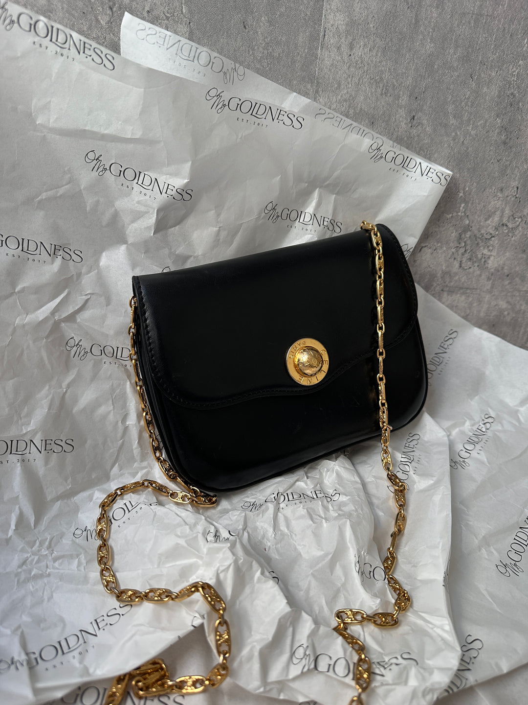 CELINE Planet Series Triomphe Chain Bag – Detachable Orb Chain × 2-in-1 Accessory 🖤