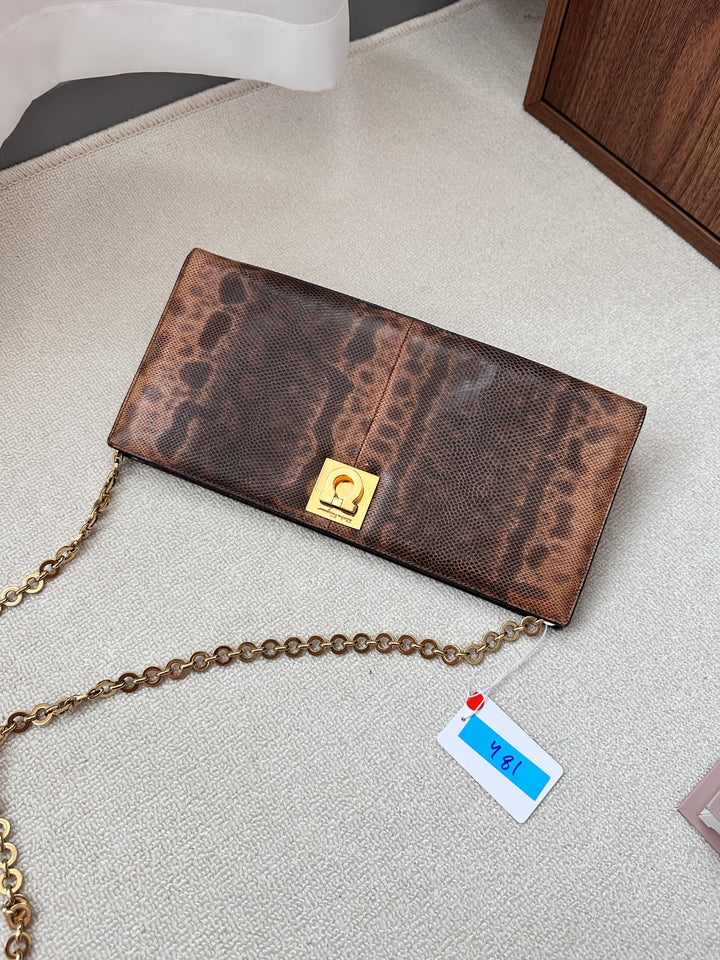 Ferragamo Lizard Skin Horseshoe Clasp Chain Bag 🤎✨ Ultra Raread