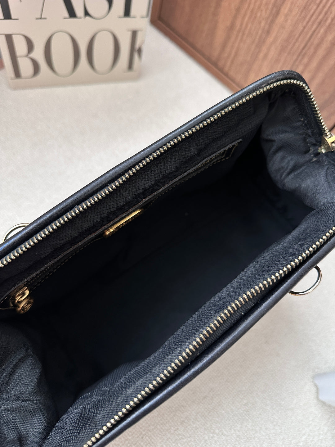 Fendi Small Boston Bag 🤎✨ Durable PVC Classic