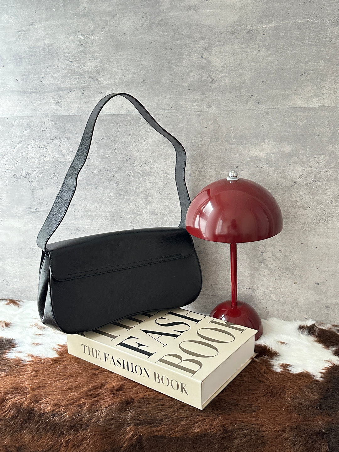 Ferragamo Gancini Baguette Shoulder Bag 🖤｜Classic Black × Gold Gancini × Sleek Vintage Shape✨
