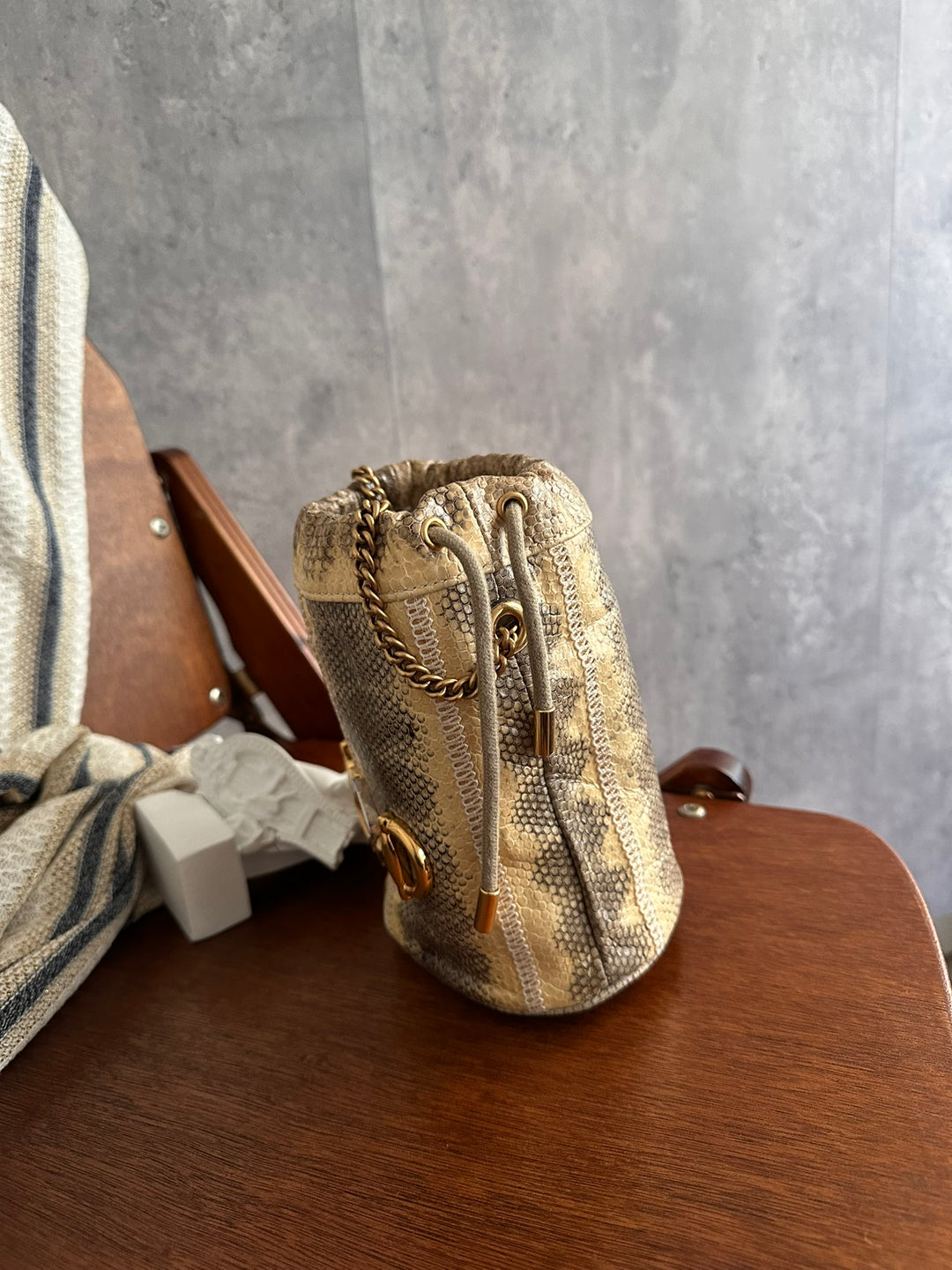 Gucci Zumi Python Mini Bucket Bag 🤎🐍｜Himalayan Python × Mixed-Metal Horsebit × Built-In Card Slots✨
