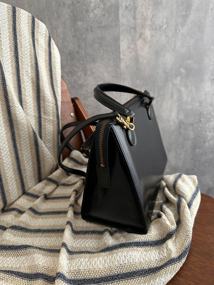 Versace Medusa Box Top Handle Bag – Black (with Strap)