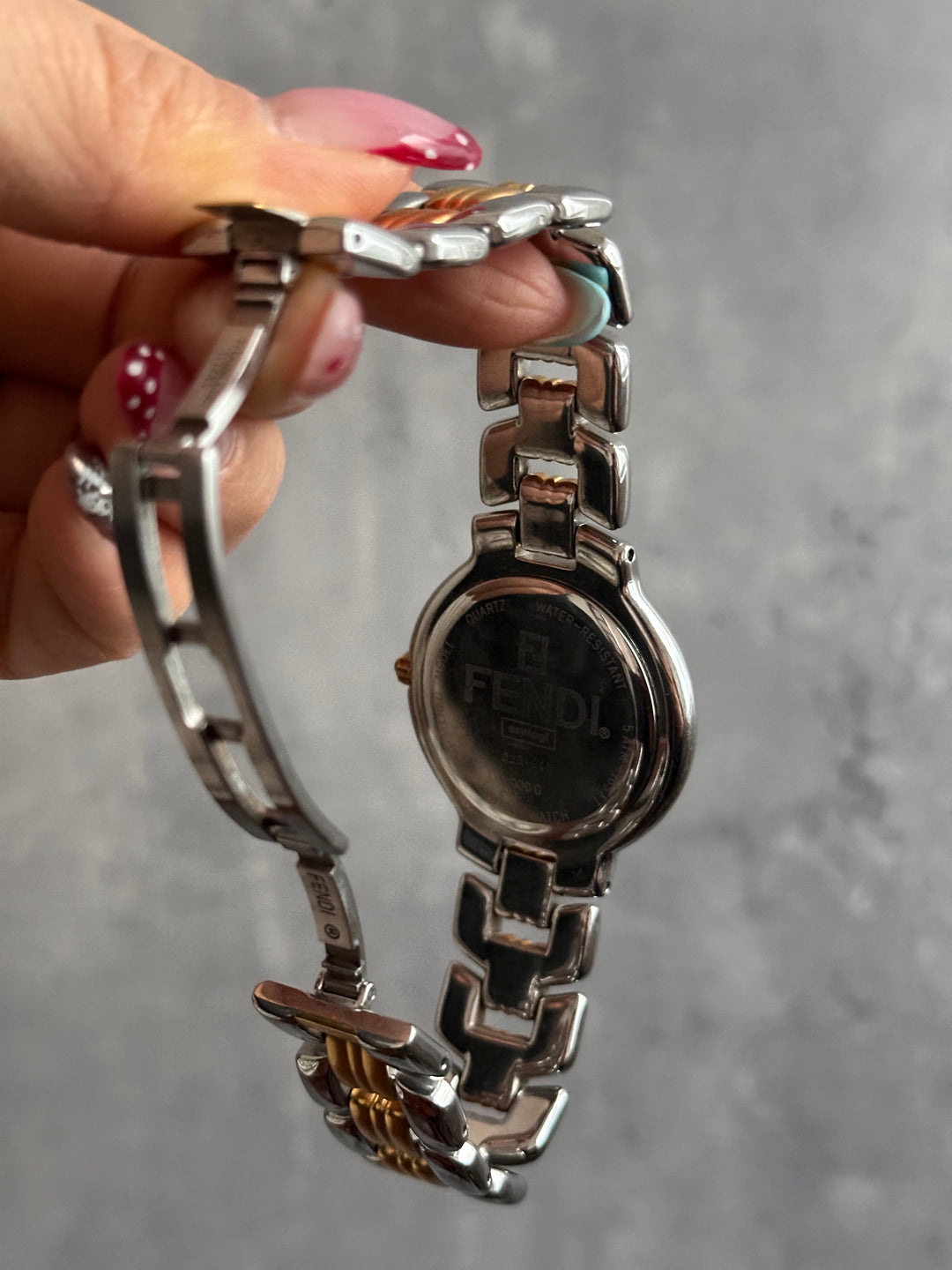 Fendi Vintage Two-Tone Chain Watch – Gold & Silver