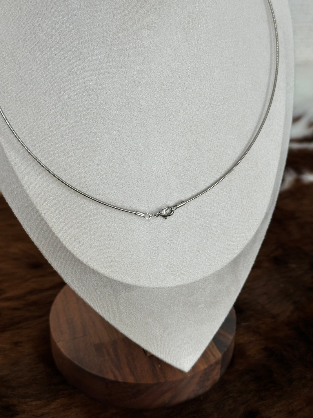 Hermes “H Pendant Choker Necklace” 🤍✨ | Sleek, Modern & Effortlessly Iconic